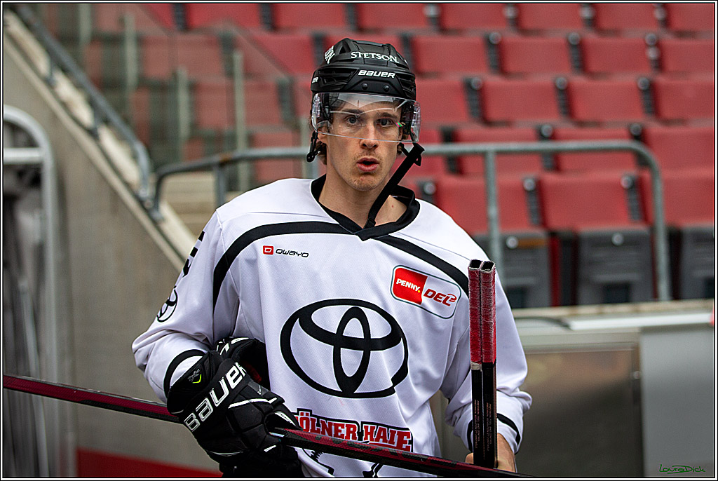 PENNY DEL; Koelner Haie Wintergame Training; Koeln, 02.12.2022